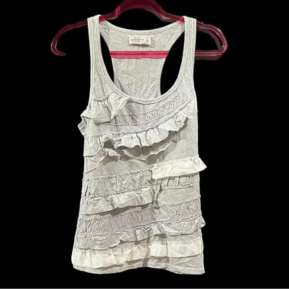 Abercrombie & Fitch size Large tank top with frills - Picture 1 of 4